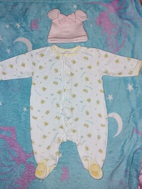 Starting Out Vintage White Footed One-Piece with Yellow Duck Print and Pink Hat